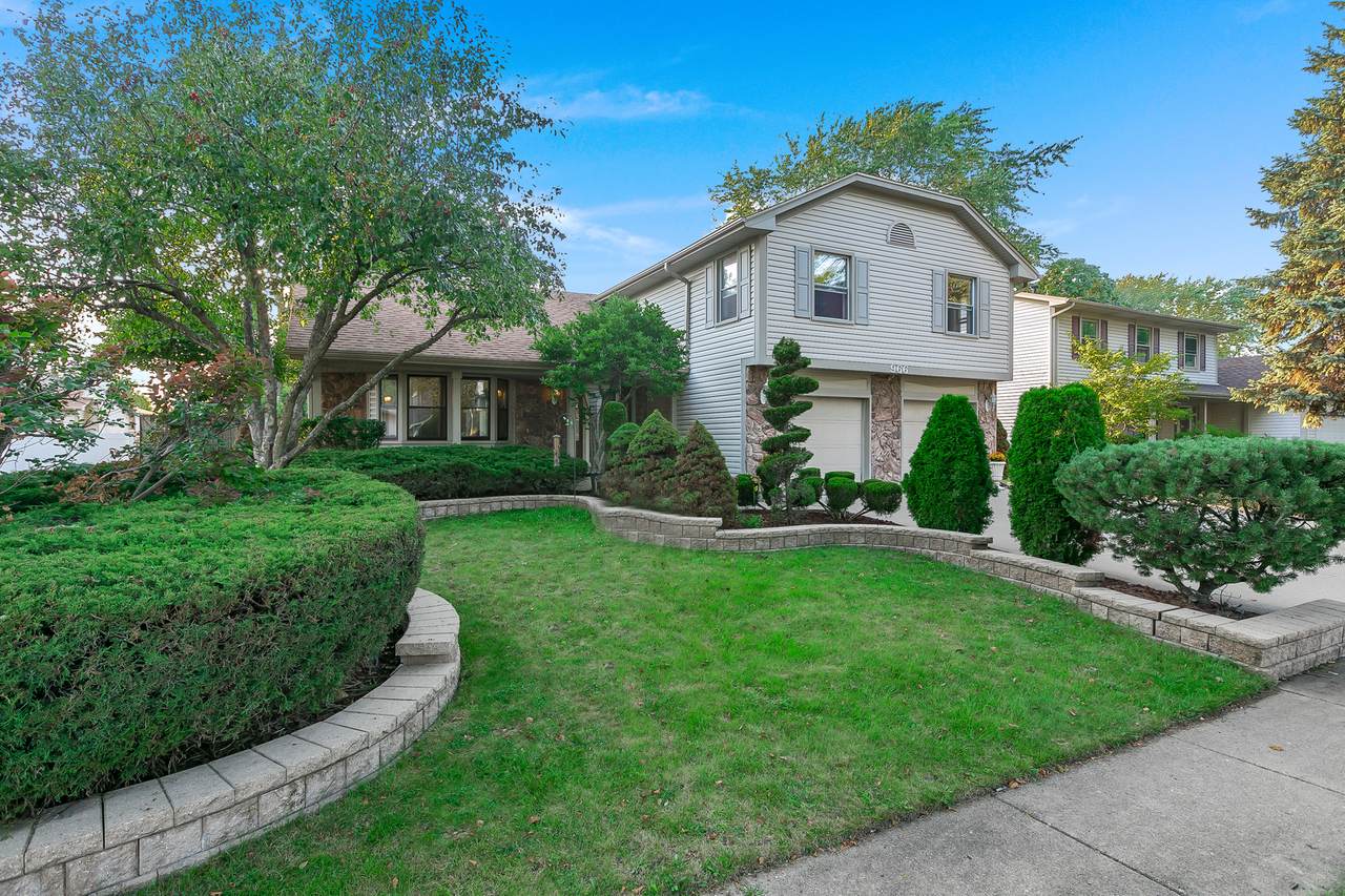 966 Mississippi Lane - Photo 1