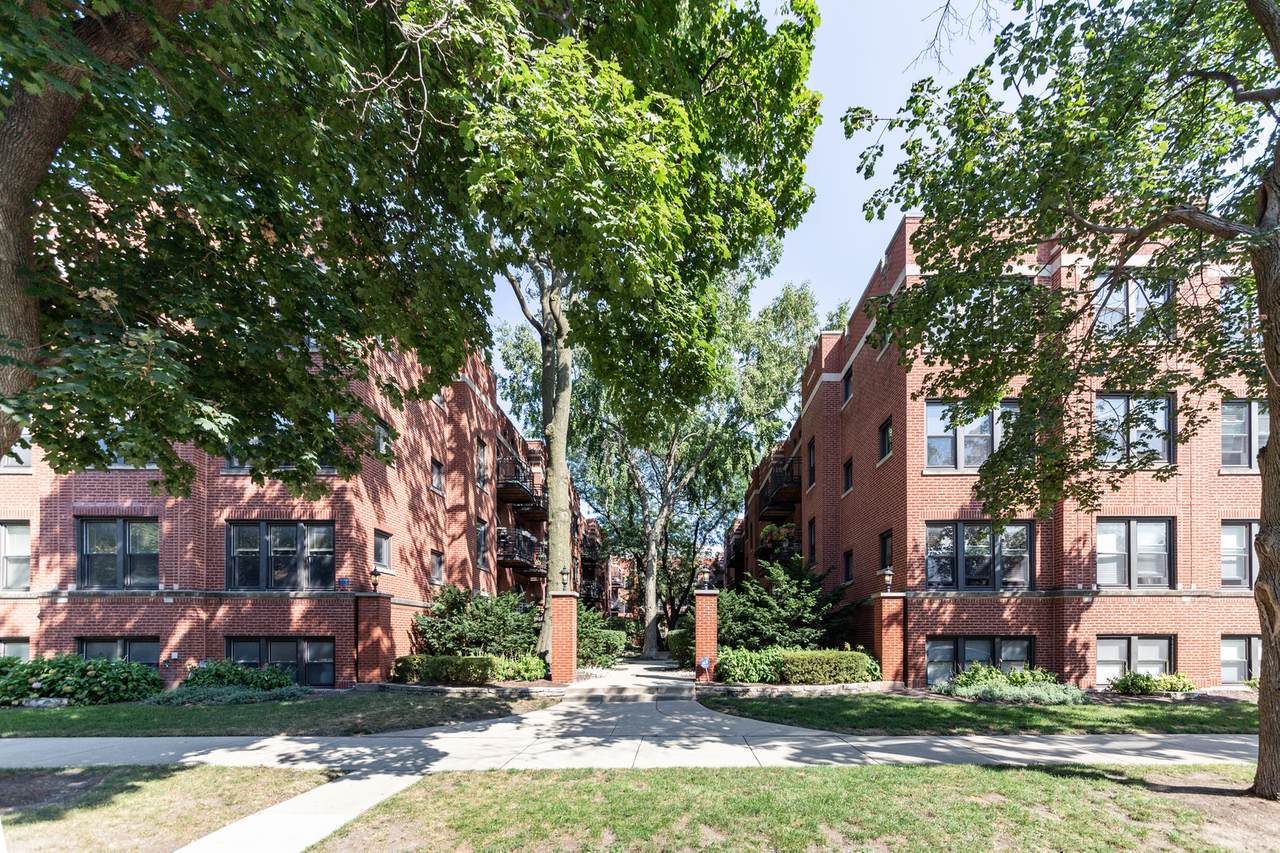 5913 Paulina Street - Photo 1
