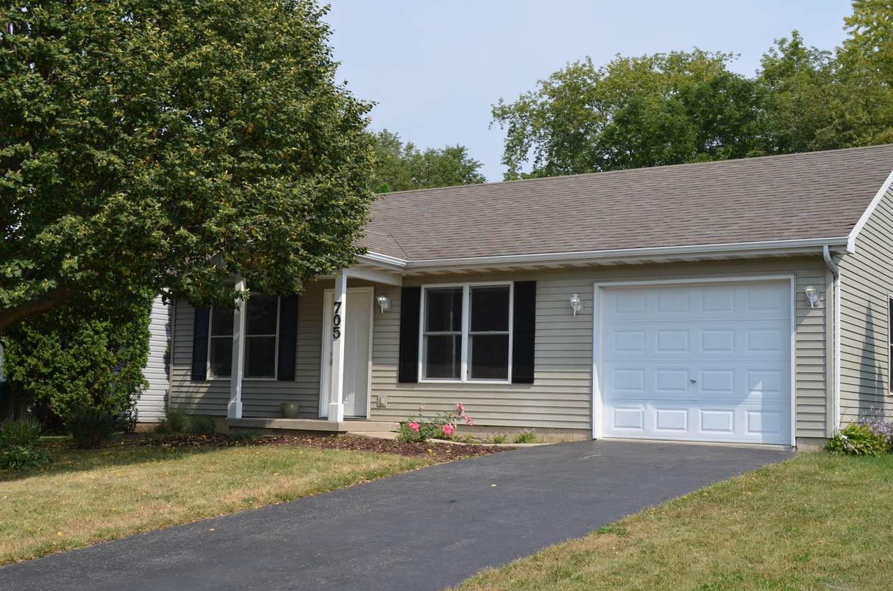 705 Hawthorne Lane - Photo 1