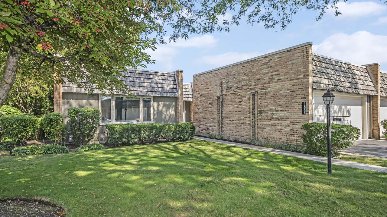 1833 Somerset Lane - Photo 1