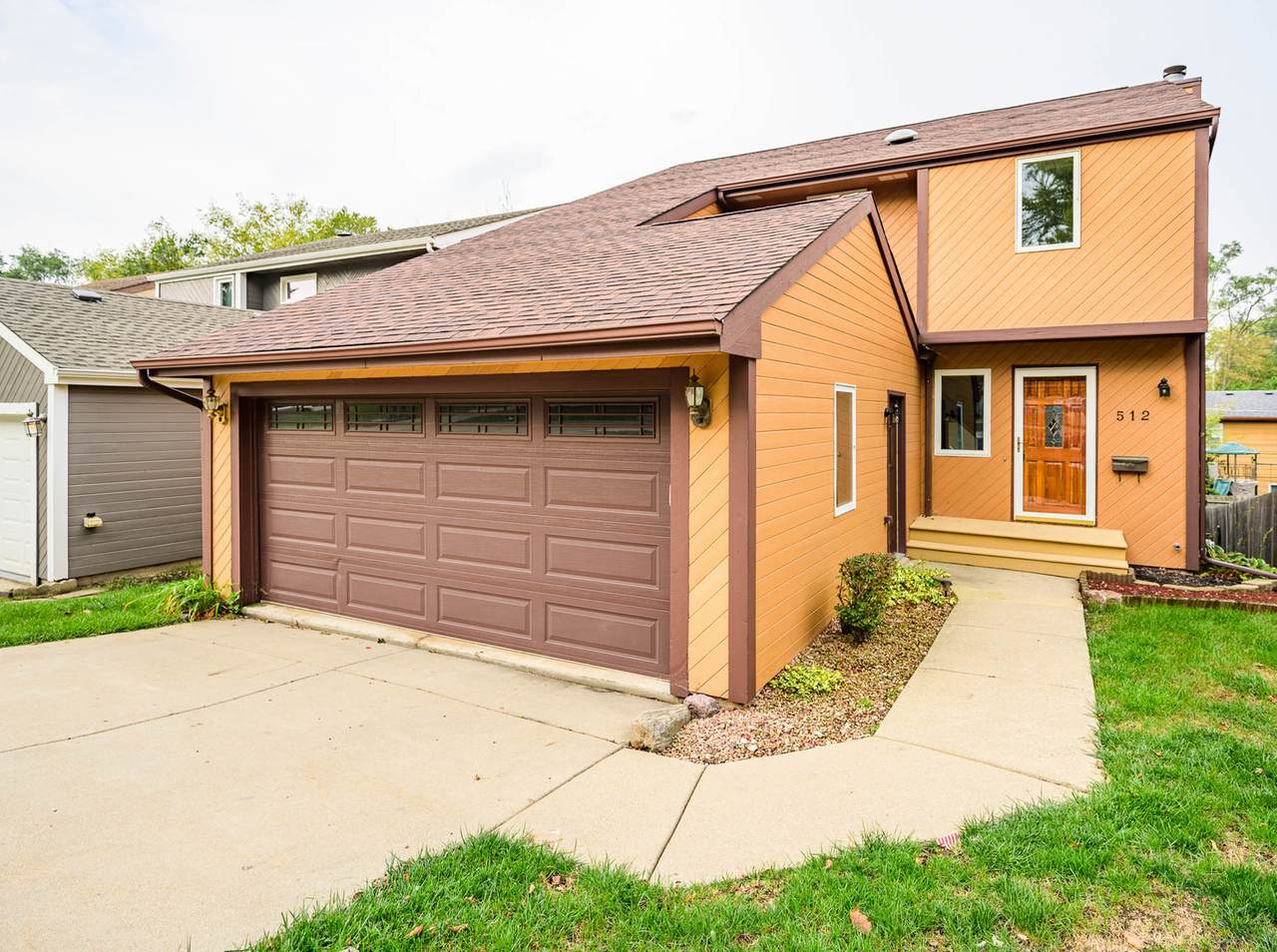 512 Beechwood Drive - Photo 1