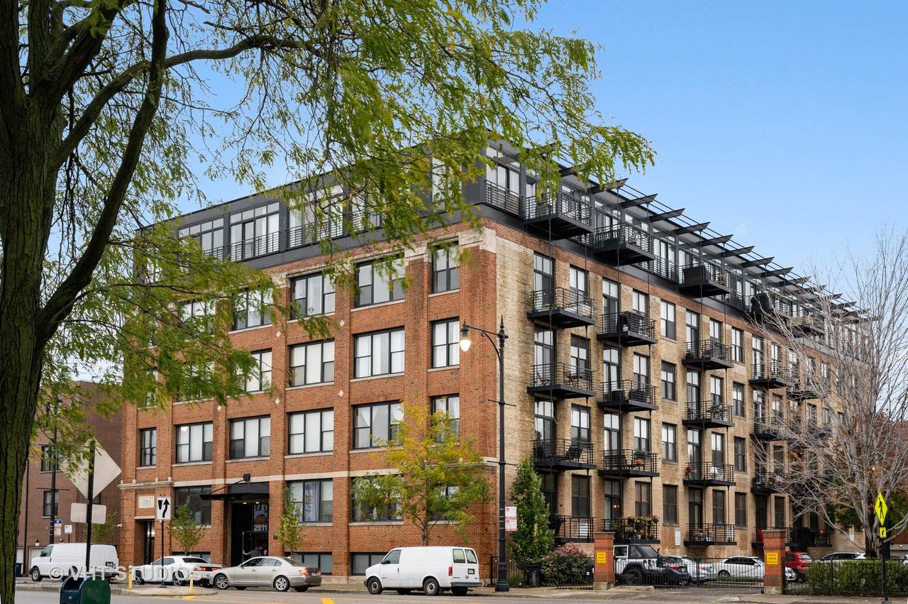 2911 Western Avenue - Photo 1