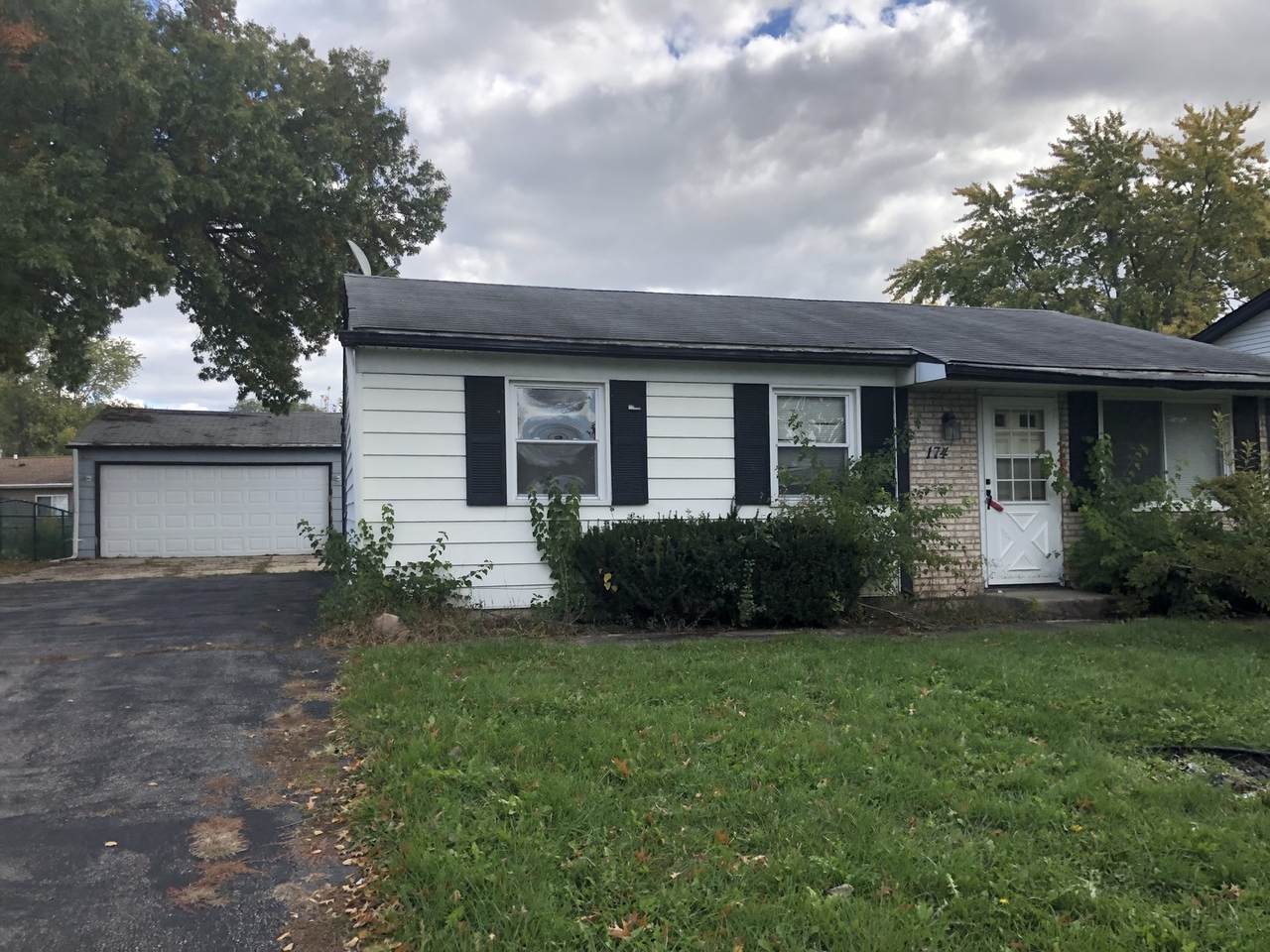 174 Valley Drive - Photo 1