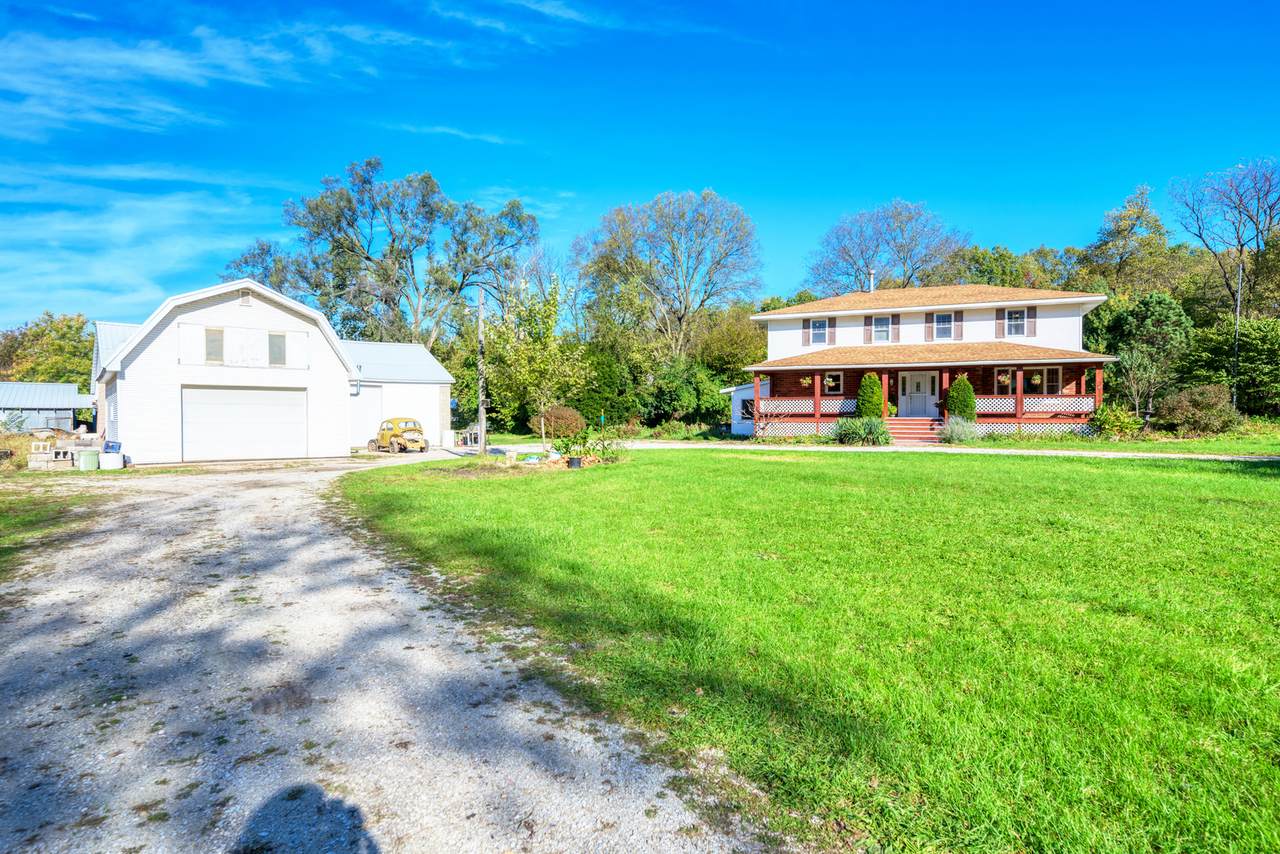 34660 Wesley Road - Photo 1
