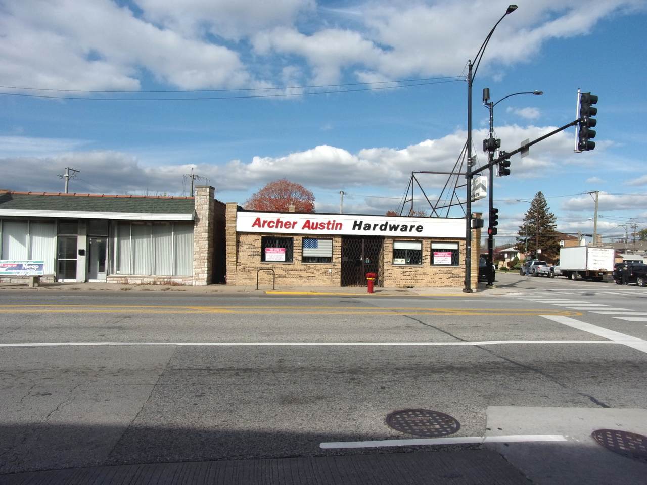 6146 Archer Avenue - Photo 1
