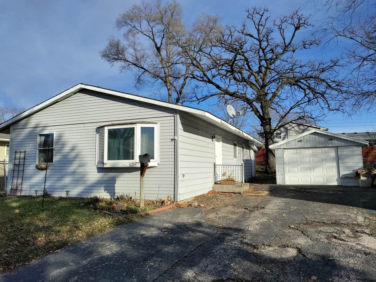 539 Waco Lane - Photo 1