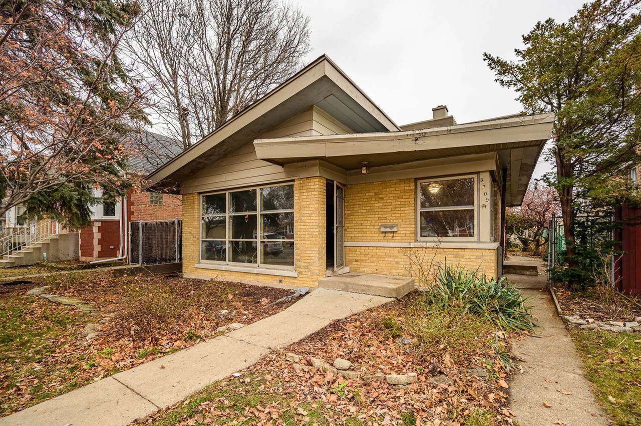 5709 Austin Avenue - Photo 1