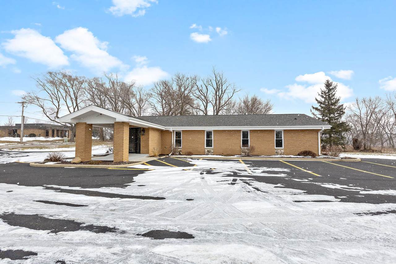 5601 Hill Road - Photo 1