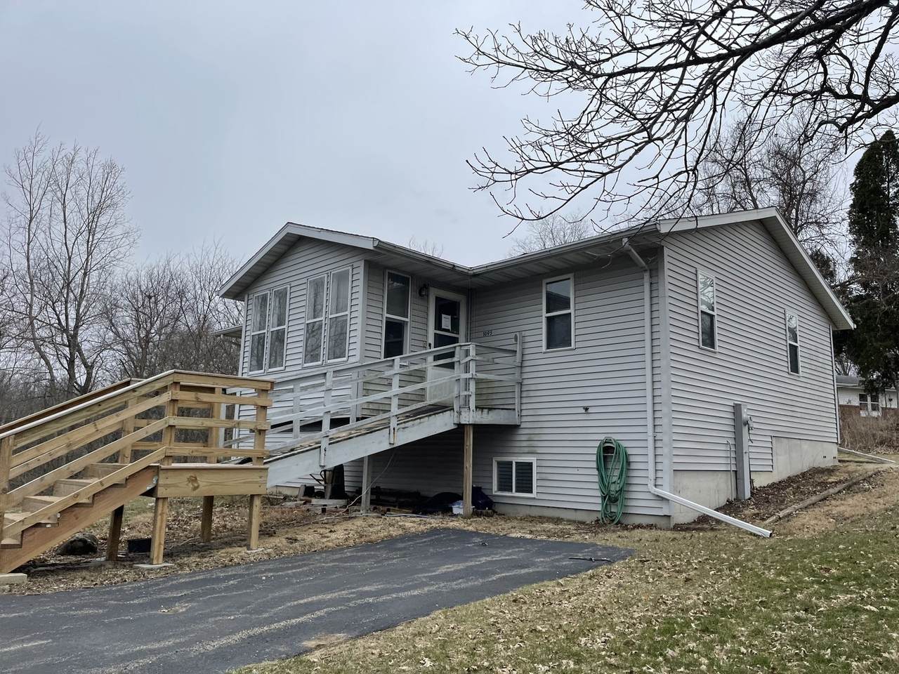 1095 Lost Nation Road - Photo 1