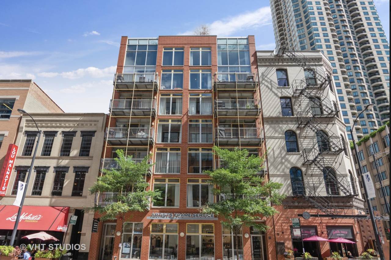 433 Wells Street - Photo 1