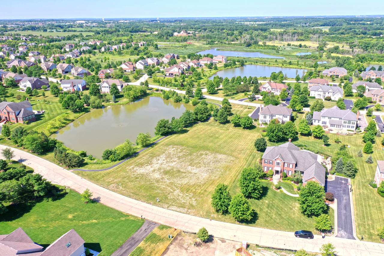 60 Wood Oaks Drive - Photo 1