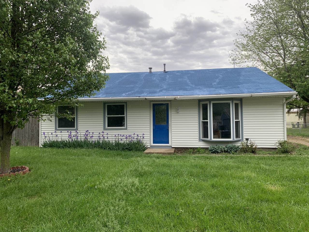 1212 Nixon Drive - Photo 1