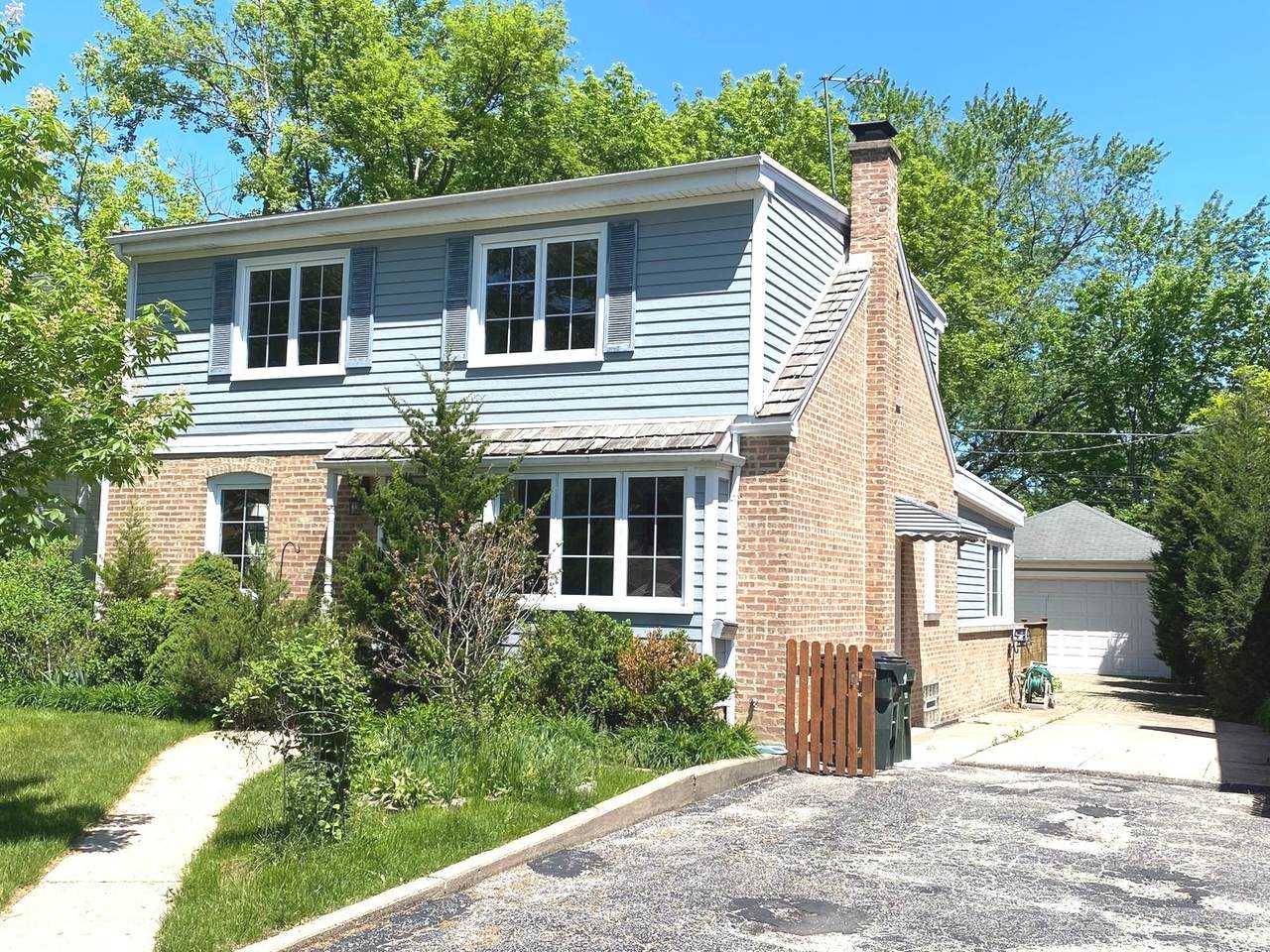 211 Washington Street - Photo 1