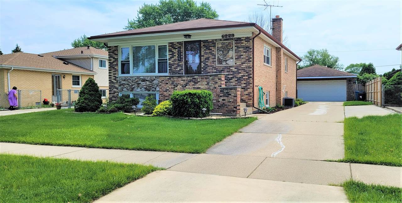 6229 91st Street - Photo 1
