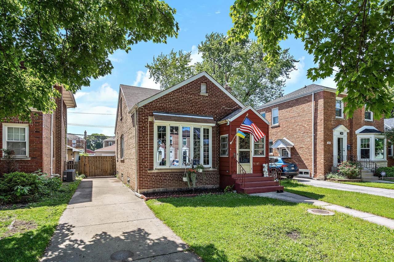 5048 Mulligan Avenue - Photo 1