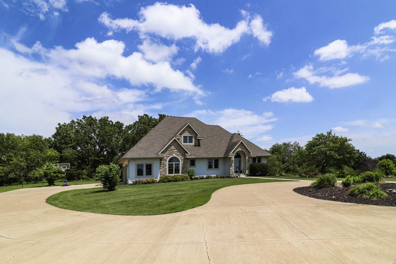638 Cedarville Road - Photo 1