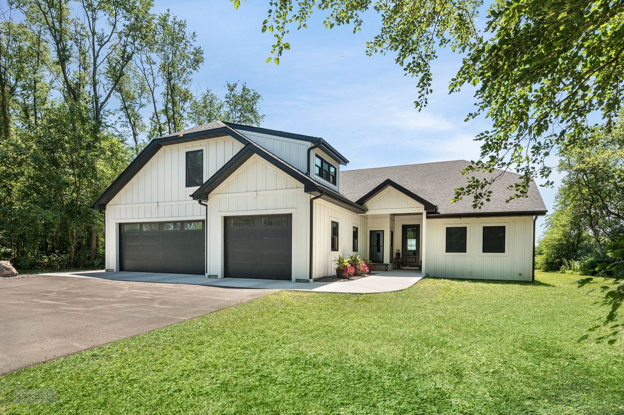 17418 Lisbon Center Road - Photo 1