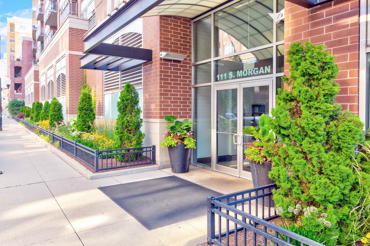 111 Morgan Street - Photo 1