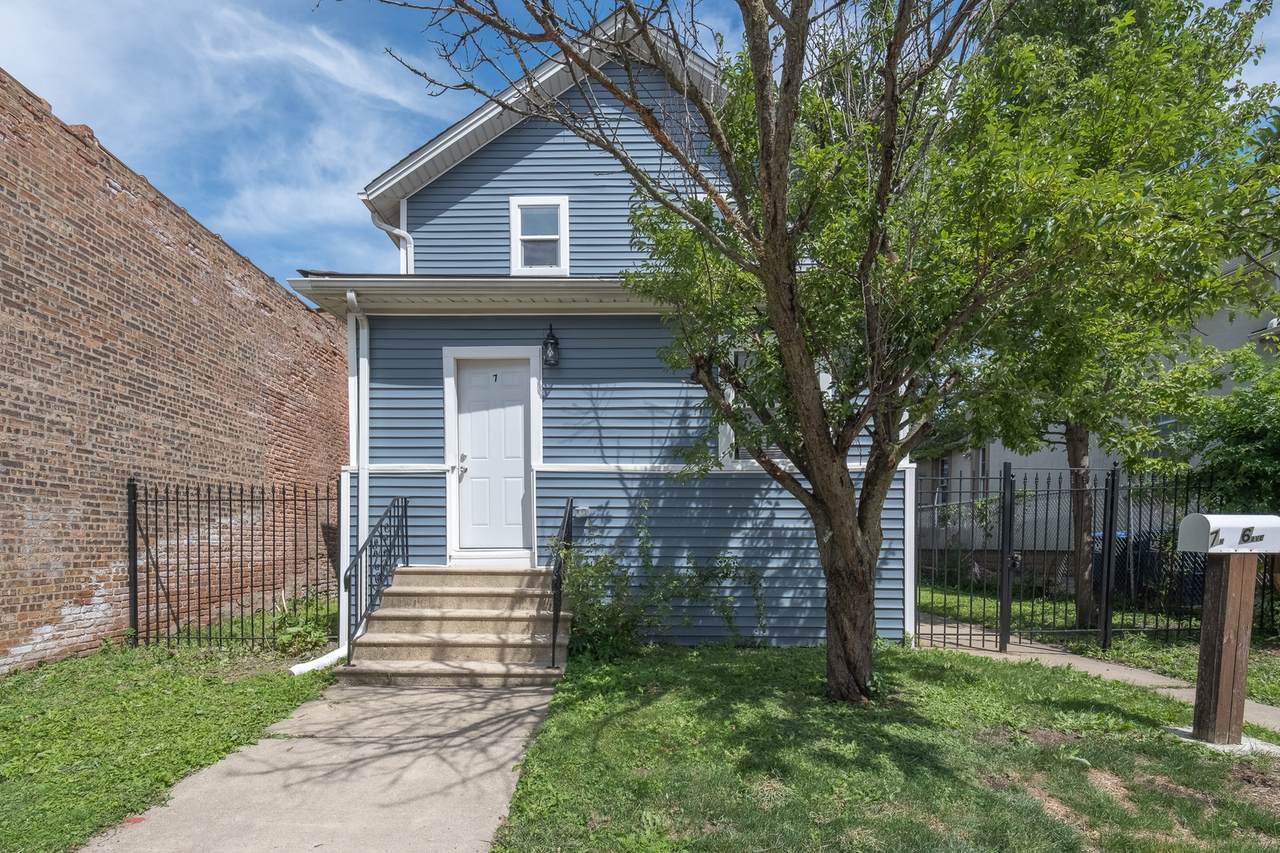 7 6th Avenue - Photo 1