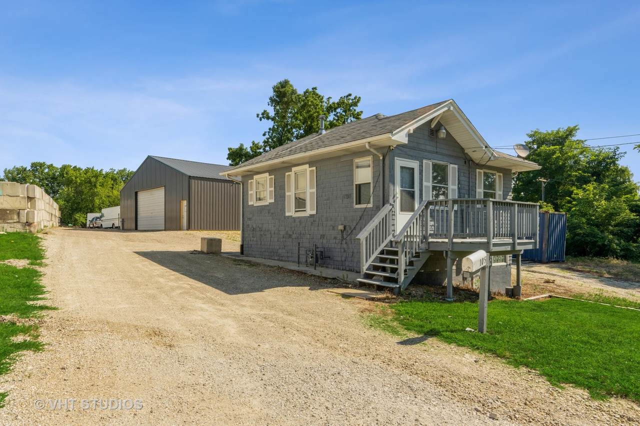 105 Nobes Avenue - Photo 1