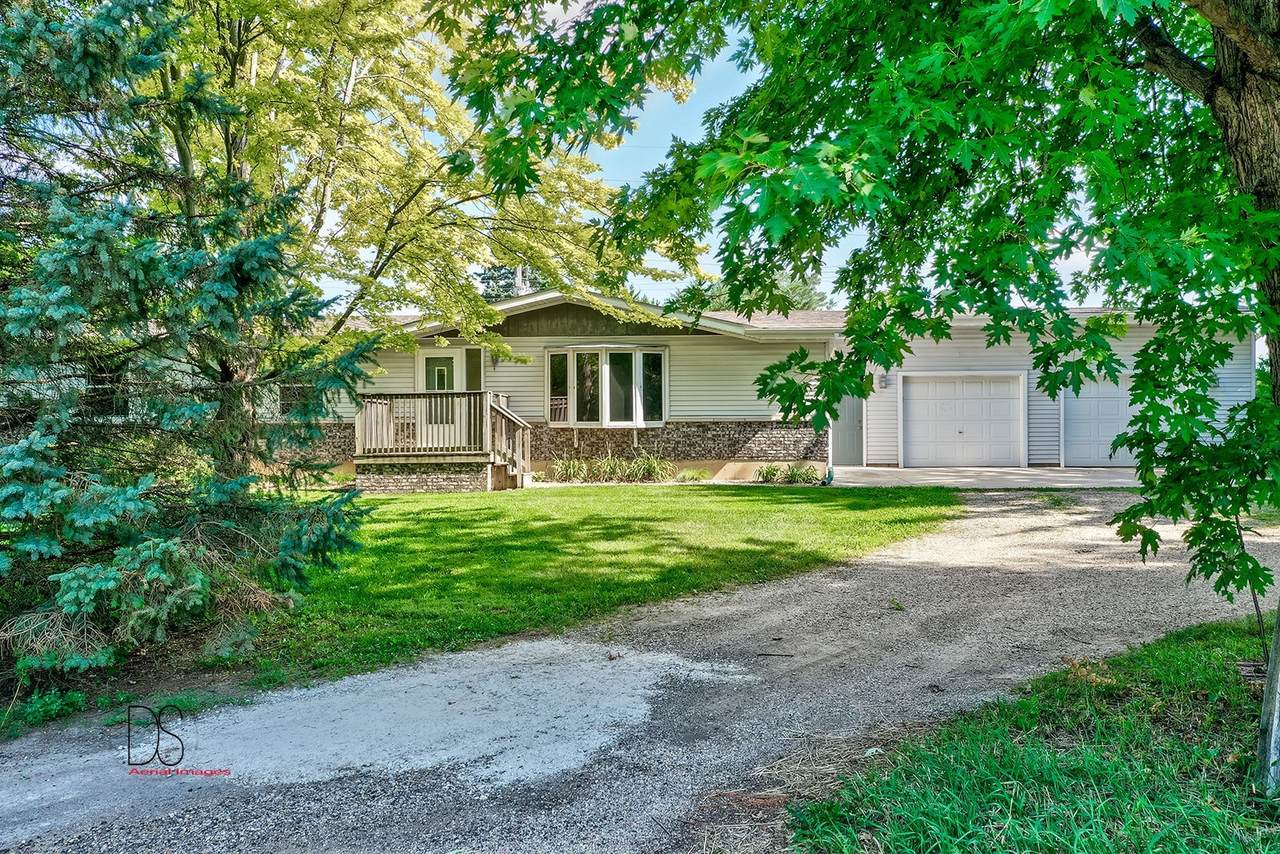 2620 3659th Road - Photo 1