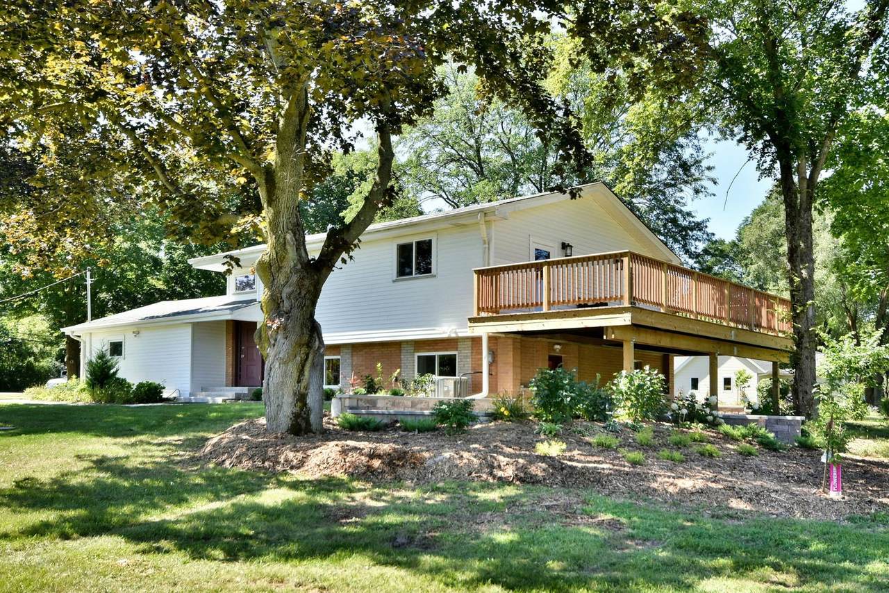 28324 Arch Drive - Photo 1