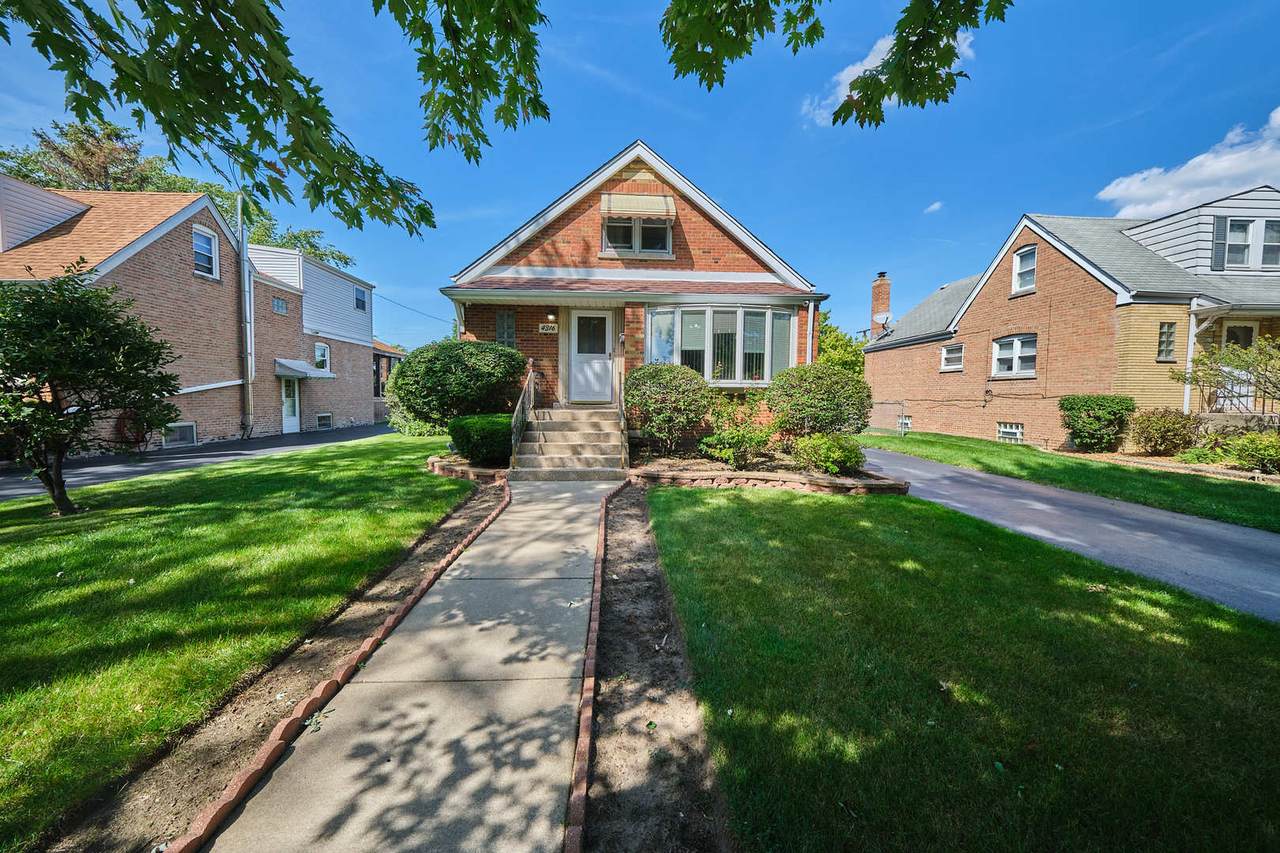 4316 109TH Street - Photo 1