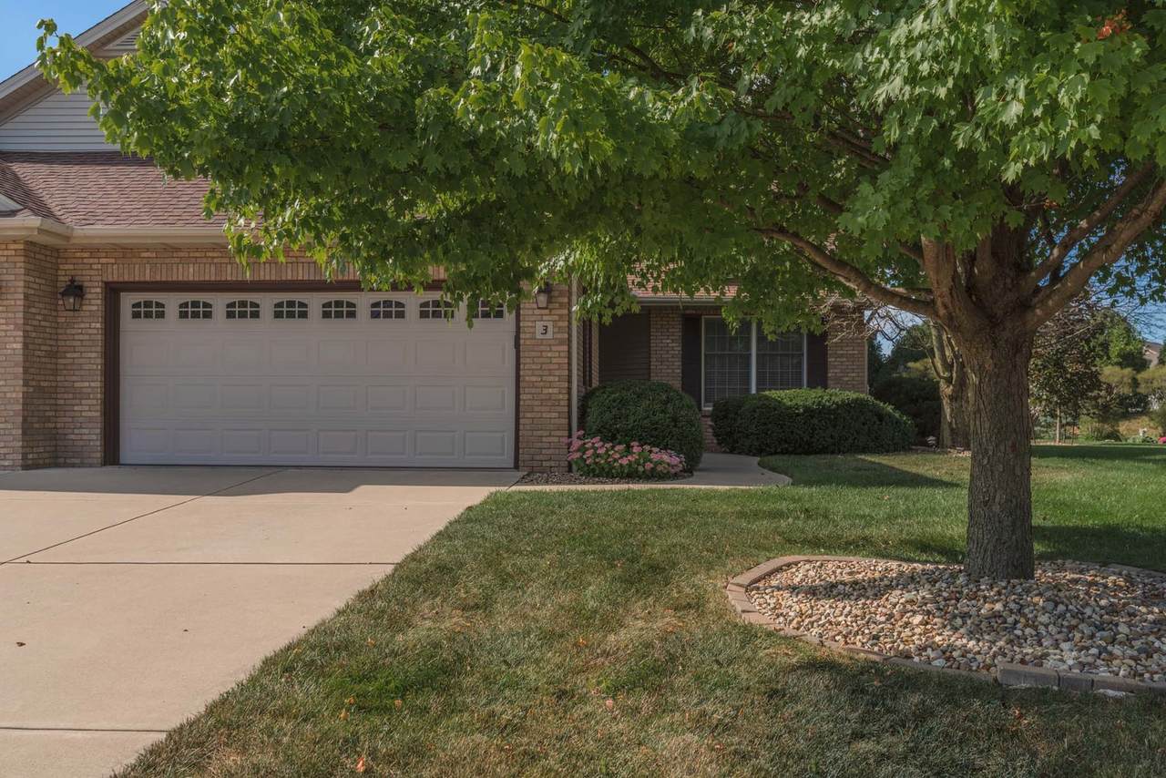 3 Lone Oak Court - Photo 1