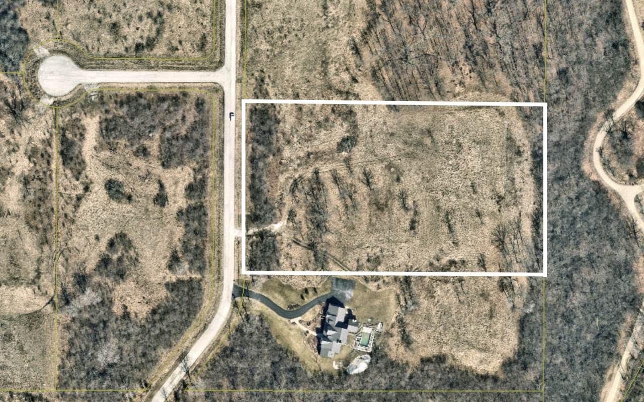 27535 Penny Lane - Photo 1