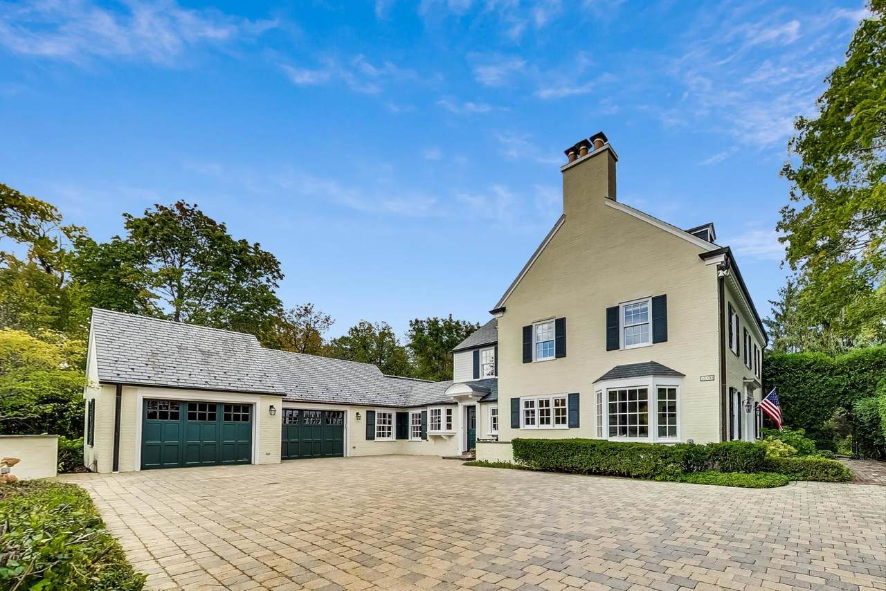 110 N. Sheridan Road - Photo 1