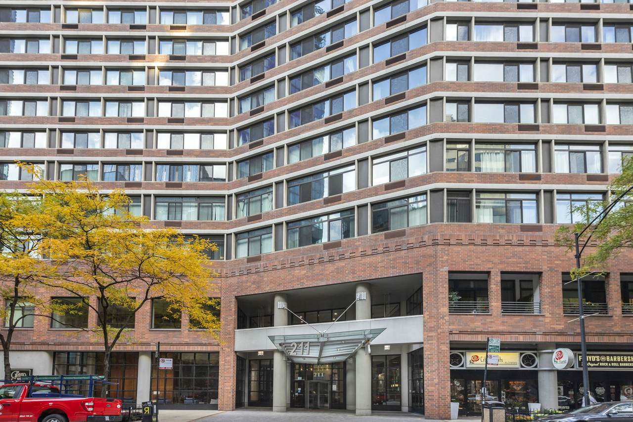 211 Ohio Street - Photo 1