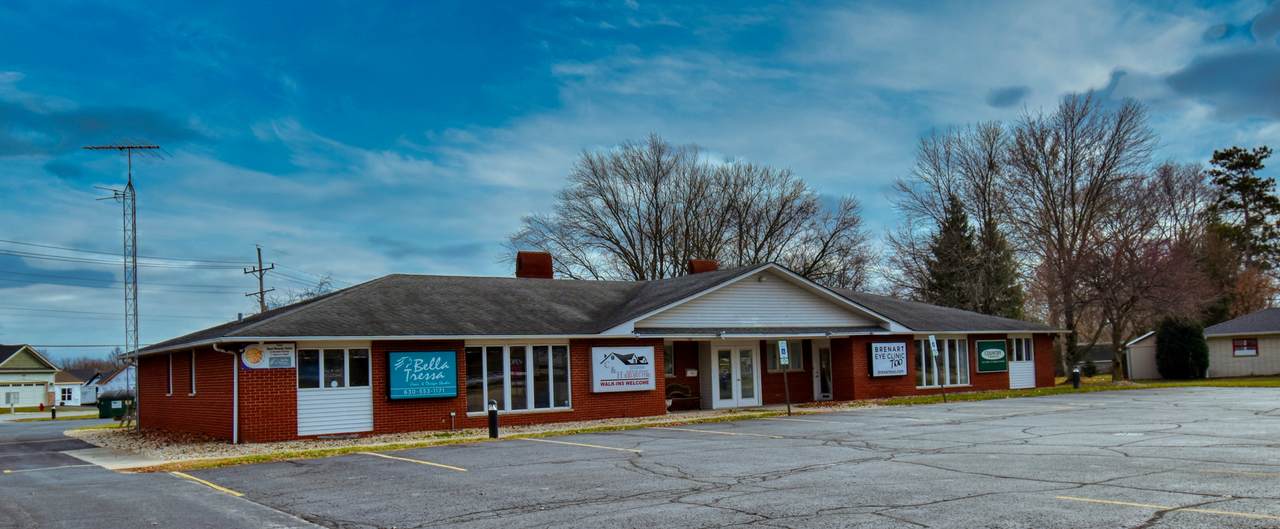 718 Bridge Street - Photo 1