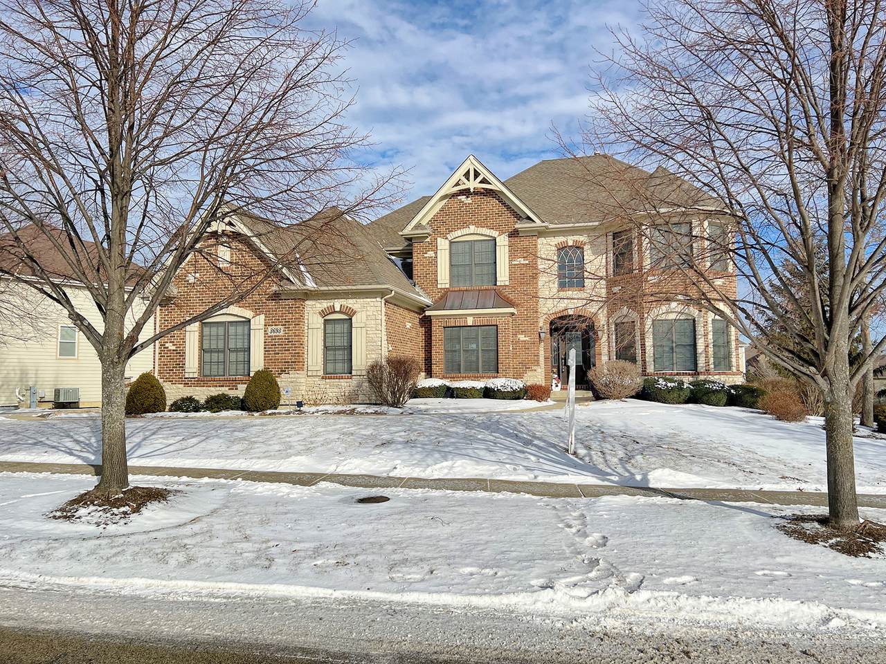3693 Peregrine Way - Photo 1