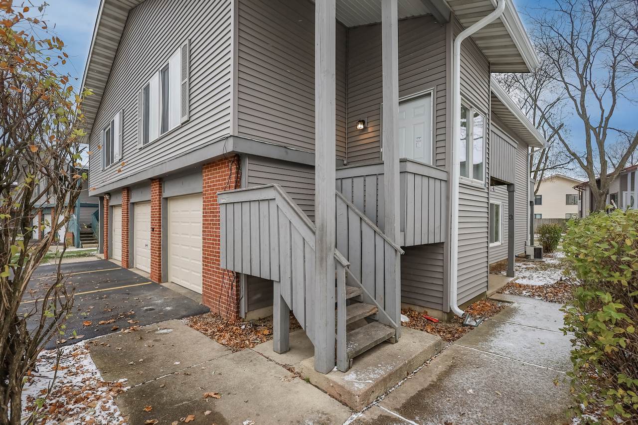 1 Elm Court - Photo 1