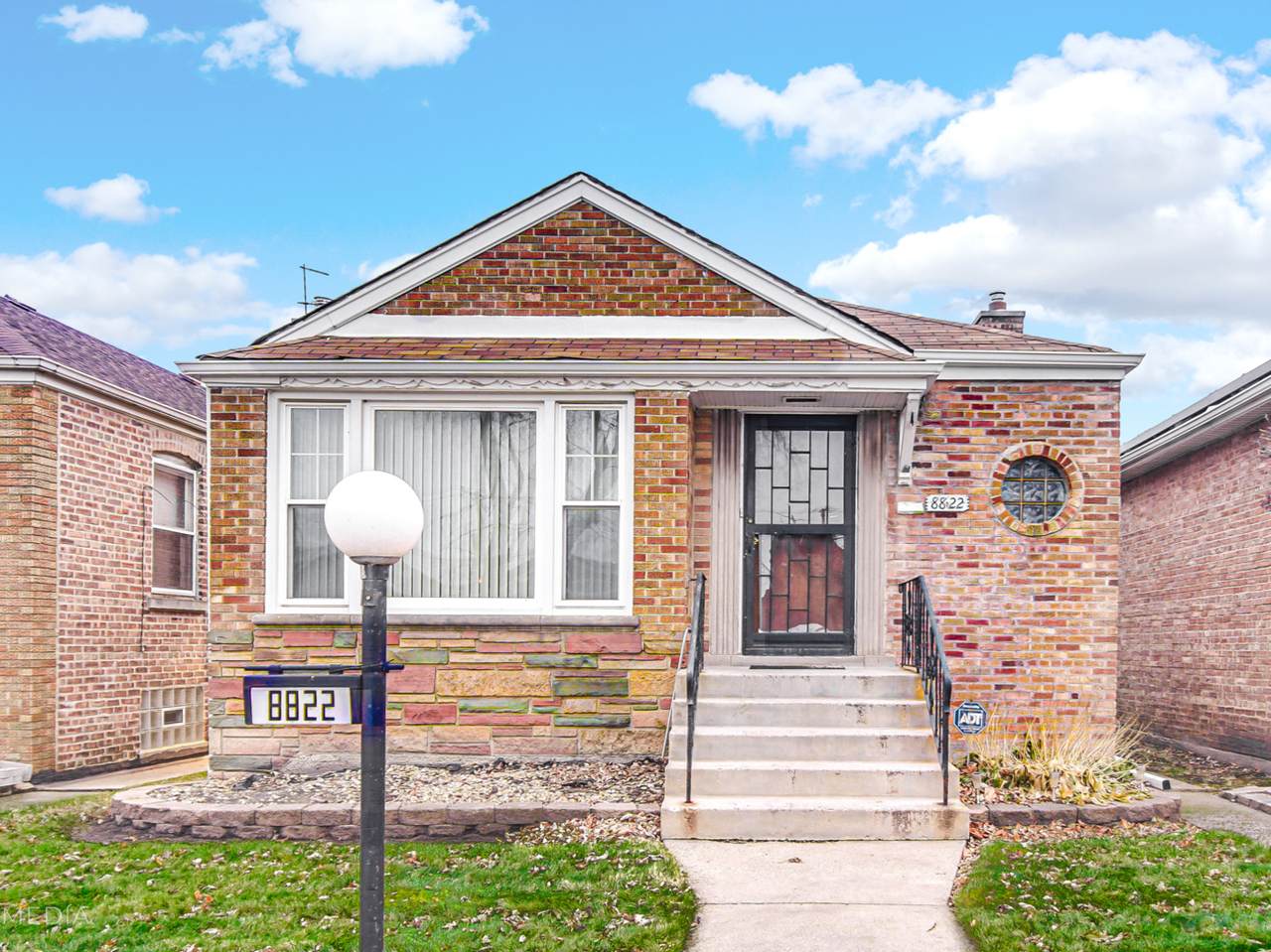 8822 Oglesby Avenue - Photo 1