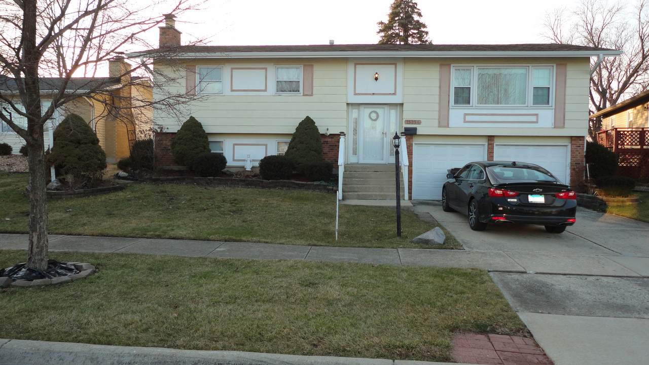 15254 Las Robles Street - Photo 1