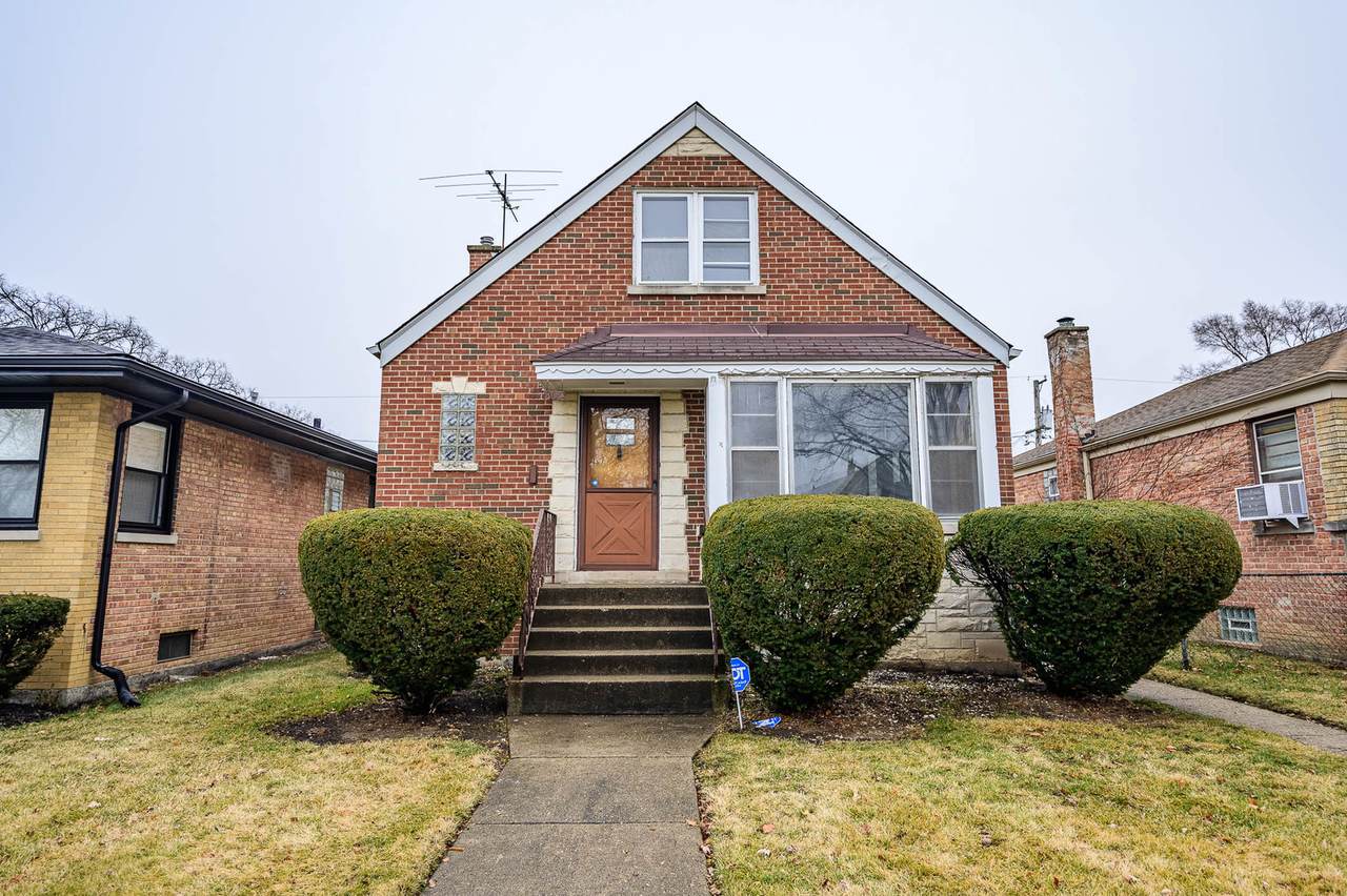 305 48th Avenue - Photo 1