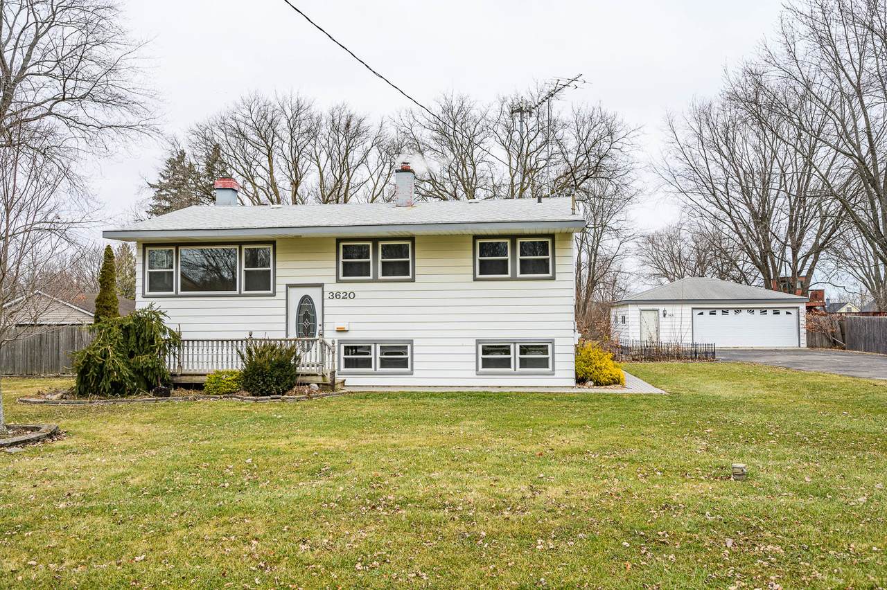 3620 11th Street - Photo 1