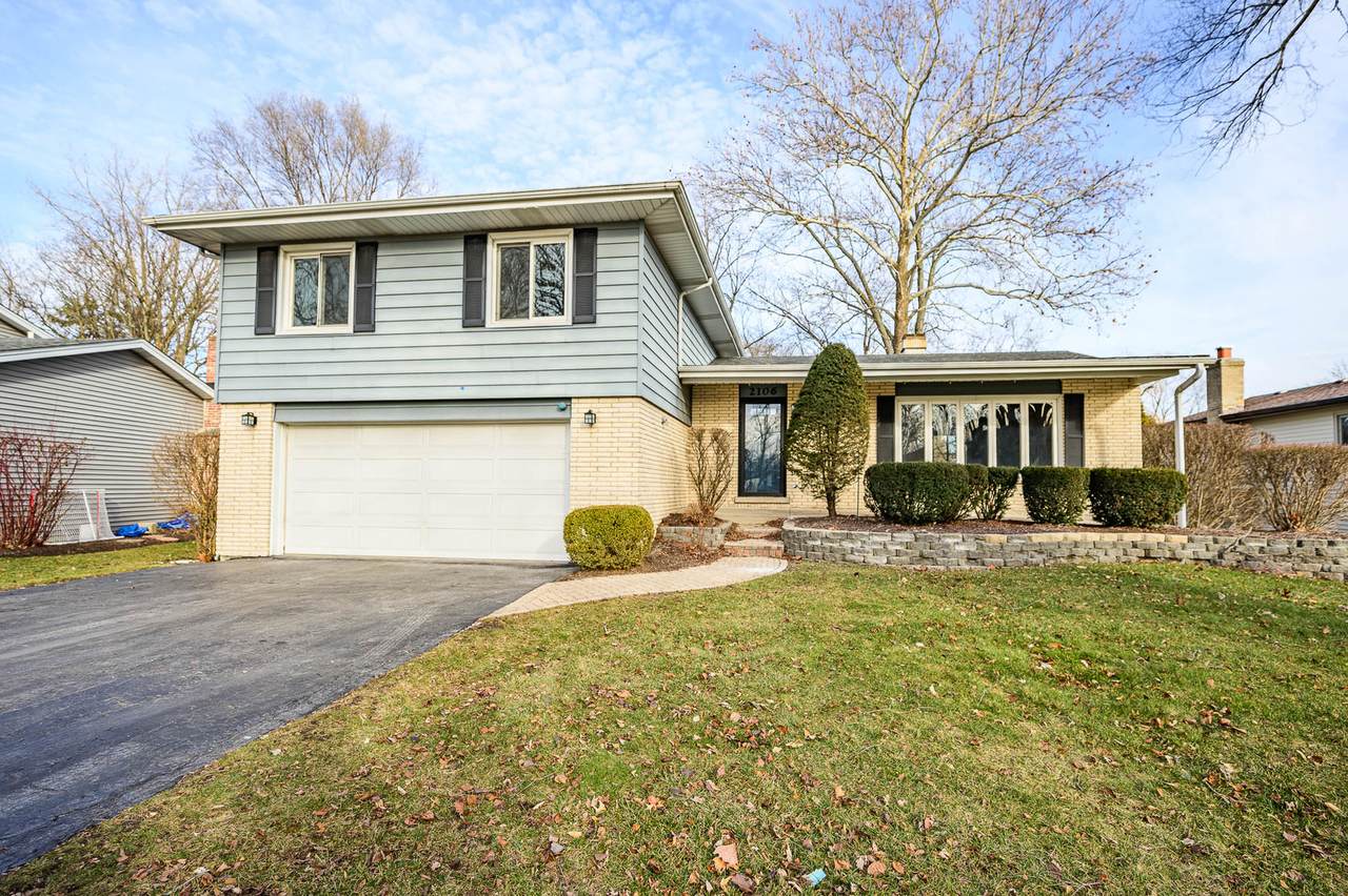 2106 Midhurst Road - Photo 1