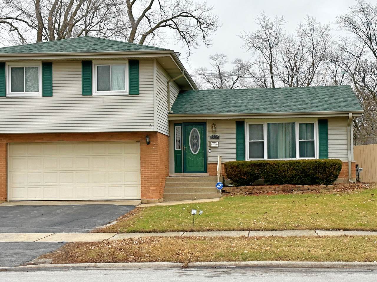 1208 Jeffery Drive - Photo 1