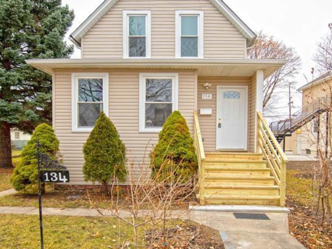 134 14th Avenue - Photo 1