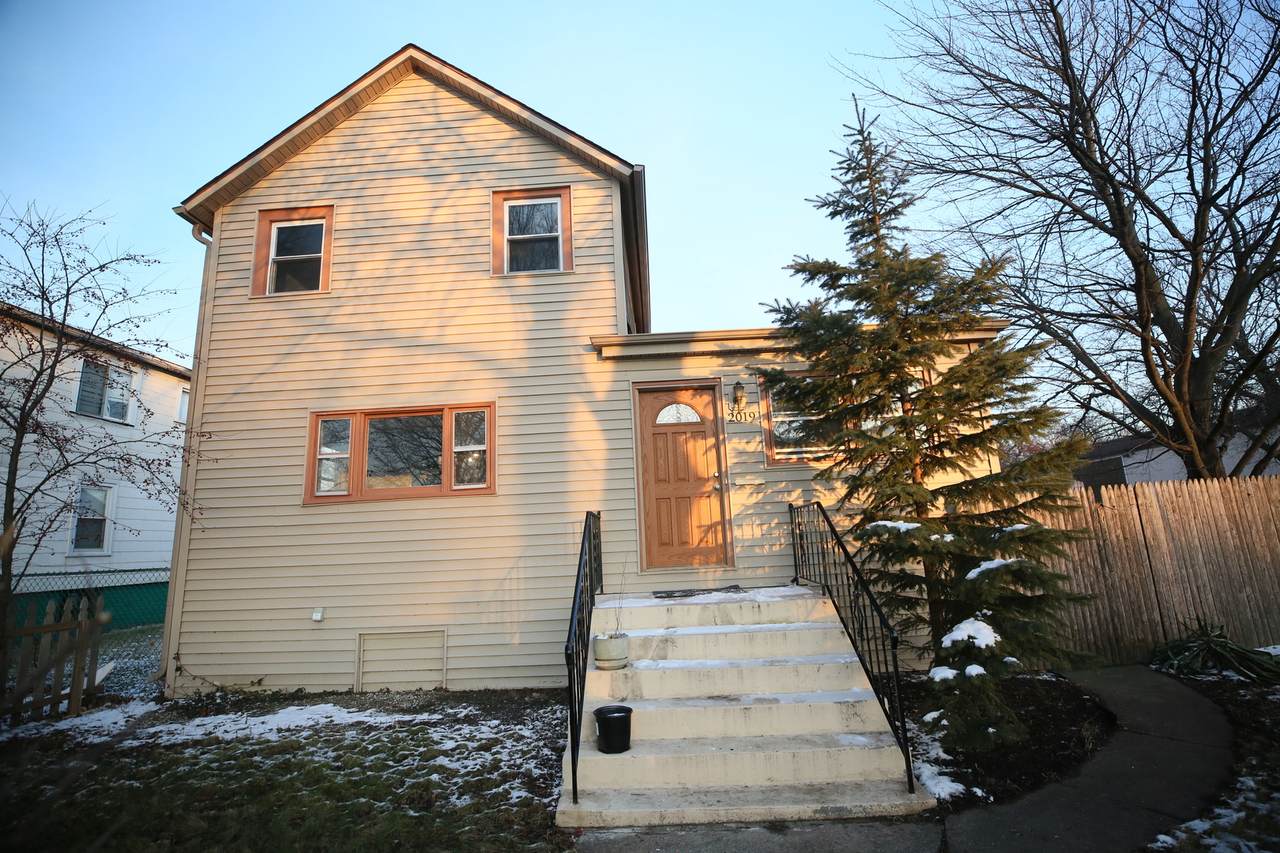 2019 Ashland Avenue - Photo 1