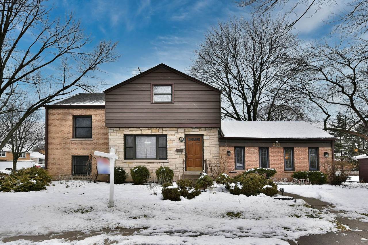 231 Washington Boulevard - Photo 1