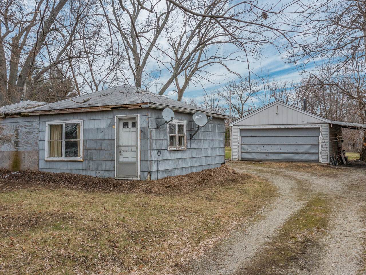 6111 Woodward Avenue - Photo 1