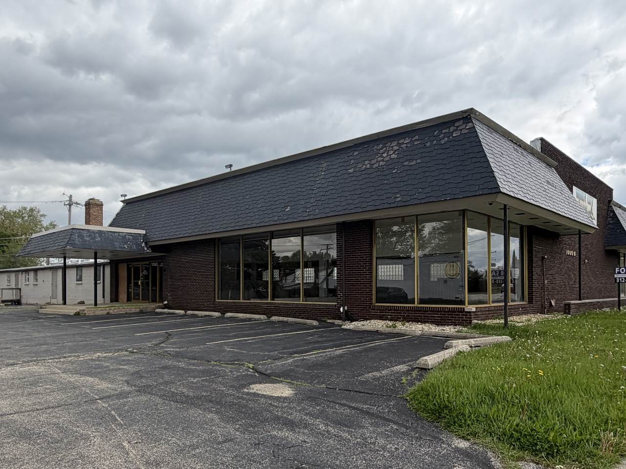 1000 Northwest Highway - Photo 1