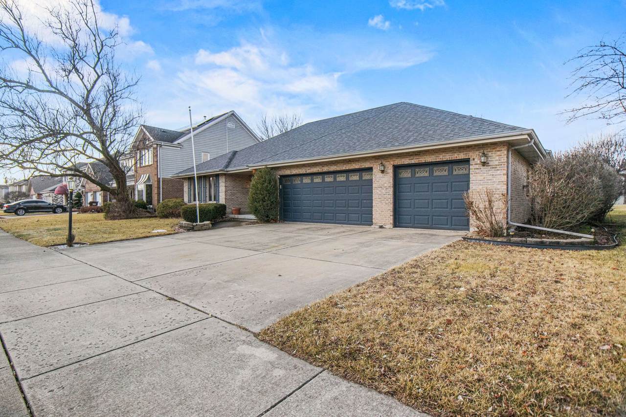 15008 Landings Lane - Photo 1