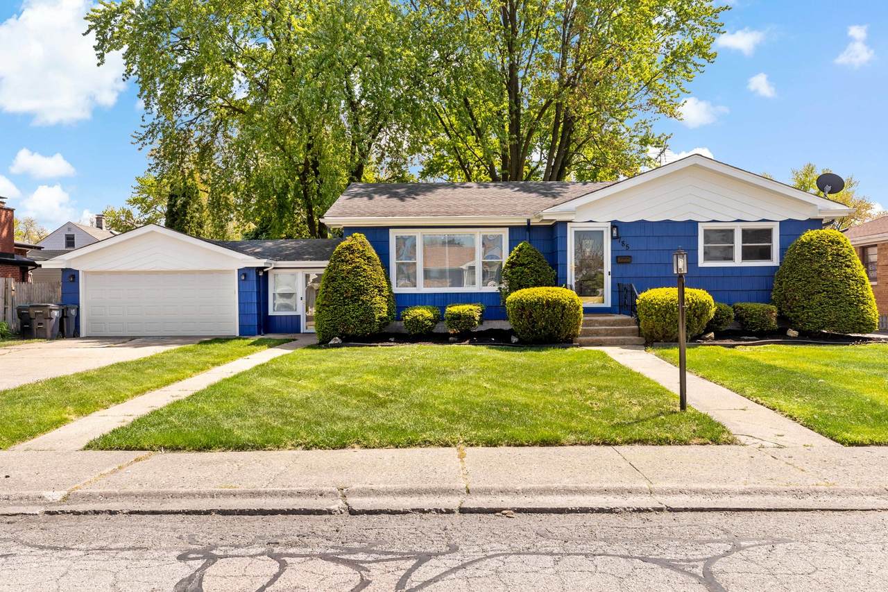 785 164th Street - Photo 1