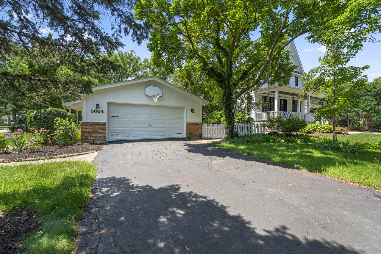 5654 Washington Street - Photo 1