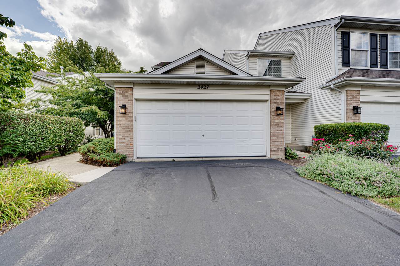 2427 Stoughton Circle - Photo 1