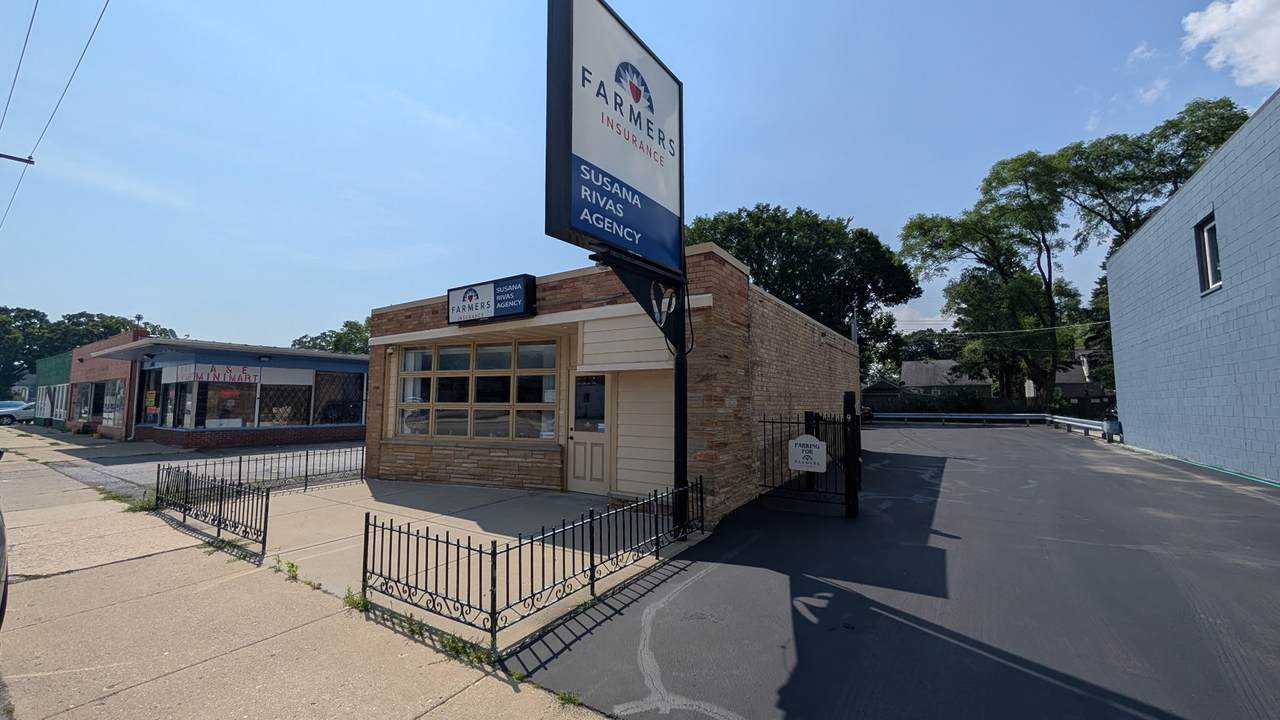 927 Glen Flora Avenue - Photo 1